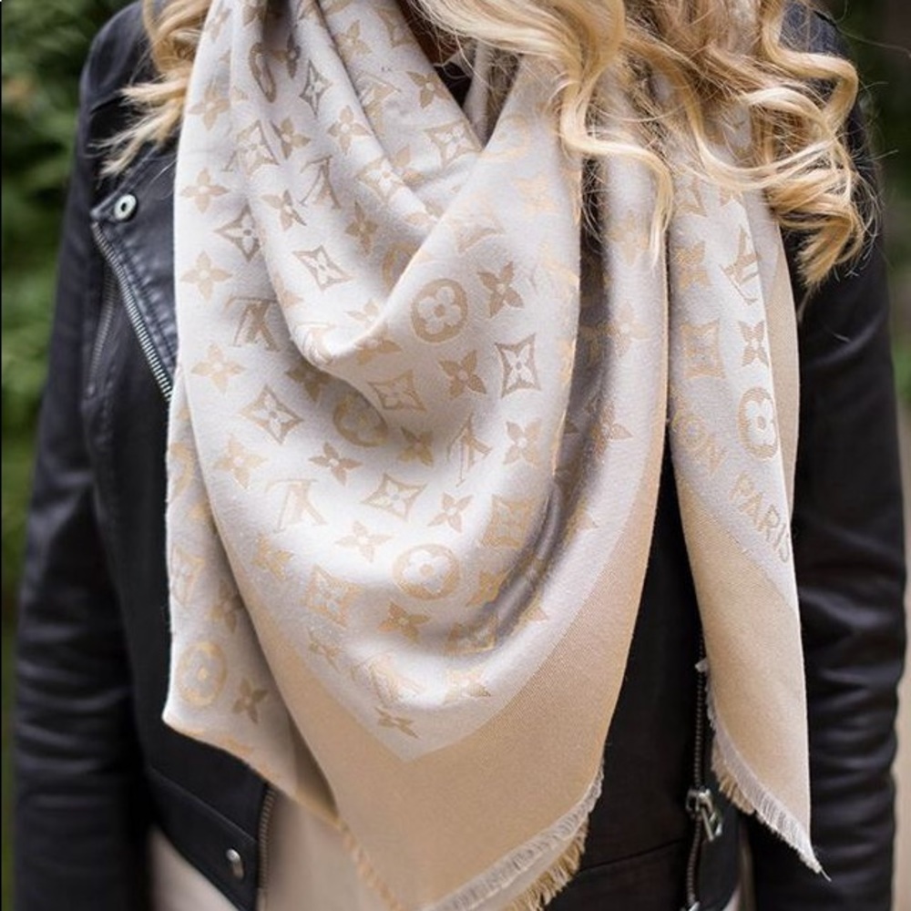 Fashion scarf- beige